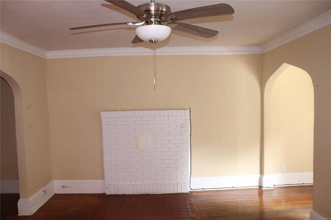 Building Photo - 471 Earl Pl