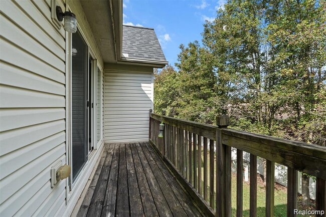 Building Photo - 17157 Higdon Dr