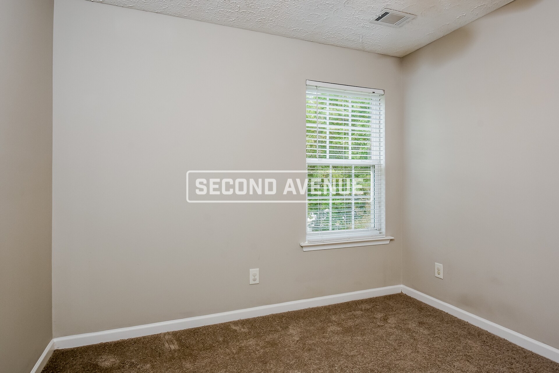 Building Photo - 208 Ilex Dr