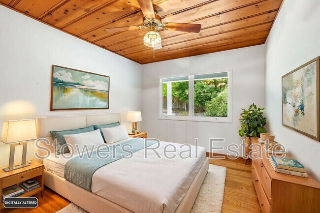 Building Photo - 10 Corte Del Rey