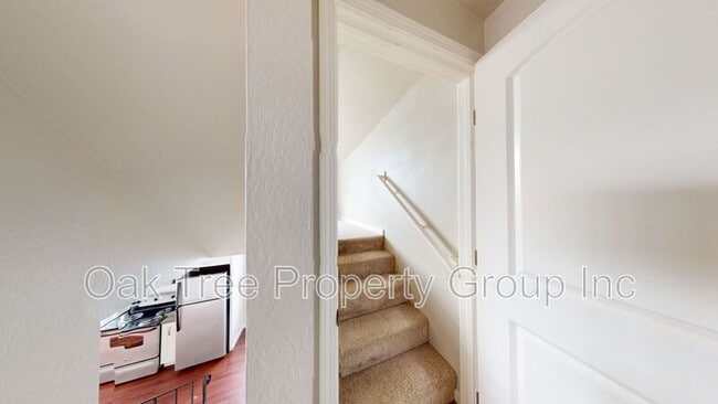 Building Photo - 2371 Downer Ave