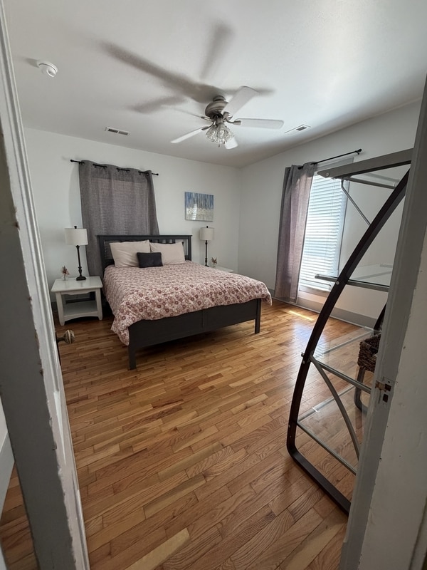 Building Photo - 845 Illinois St