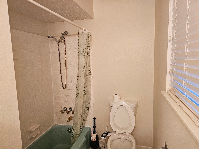 Building Photo - 1942 Mediamolle Dr