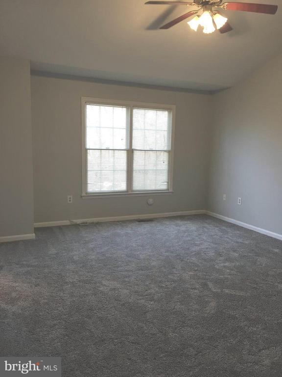 Building Photo - 12497 Manchester Way