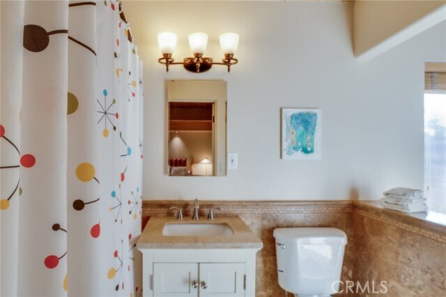 Building Photo - 576 E Desert Holly Cir
