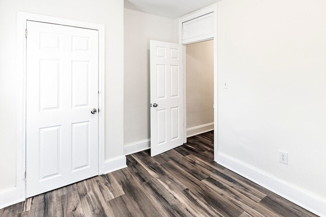 Building Photo - 3 bedroom, 1 bath updated home in The City of Wilmington