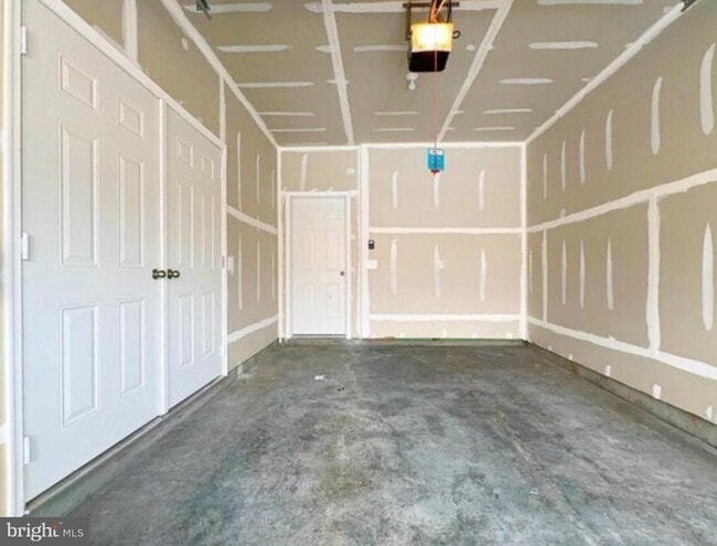 Building Photo - 2729 Lanham Hill Cir