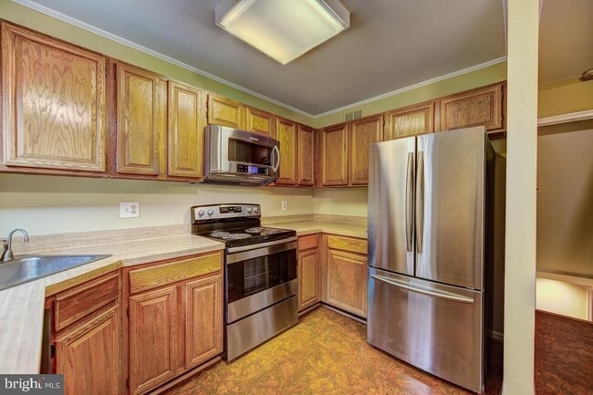 Building Photo - 13432 Muirkirk Ln