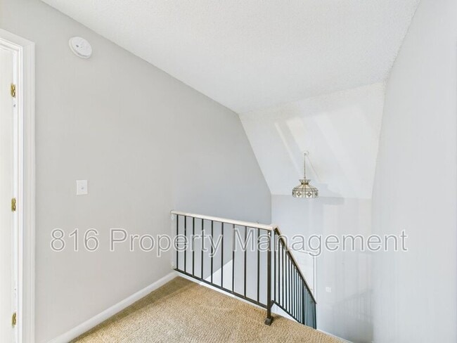 Building Photo - 7941 NW 79th Pl