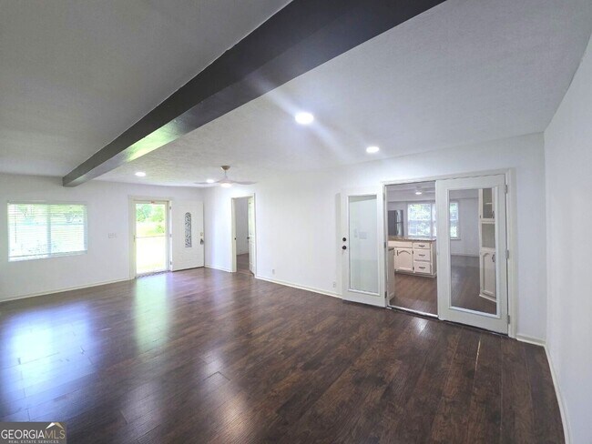 Building Photo - 2821 Meadowlark Trail NW