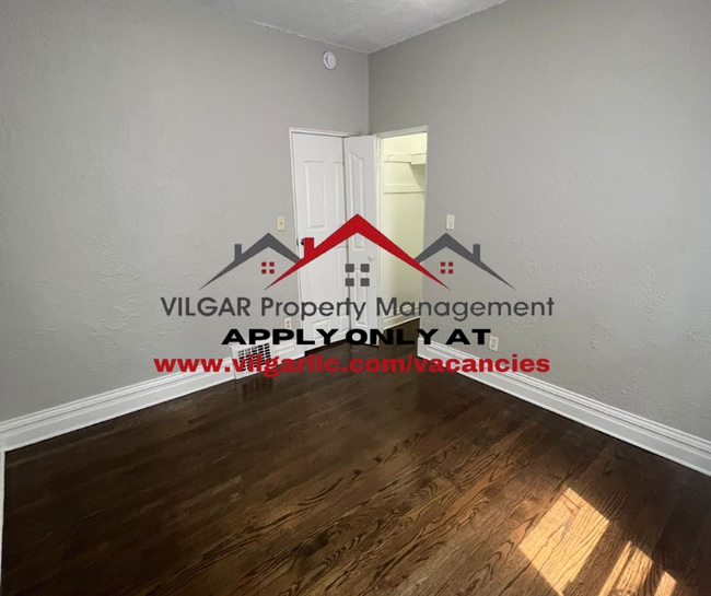 Building Photo - 3 bedrooms, 1 bathroom home in Gary, IN