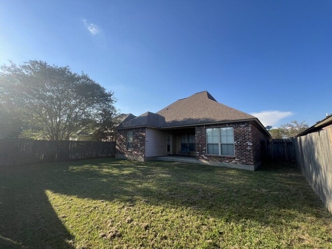 Building Photo - 2568 Middletowne Dr