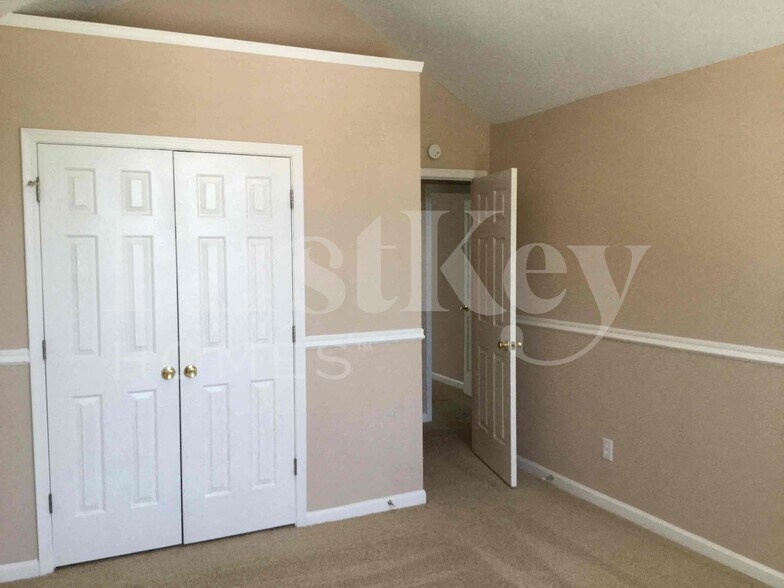 Building Photo - 2771 Ward Lake Ln
