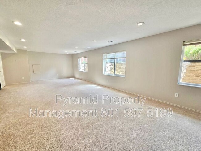 Building Photo - 2128 S 2060 E