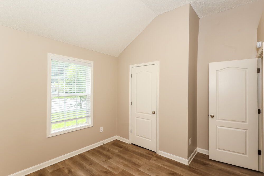 Building Photo - 4925 Brookwood Pl