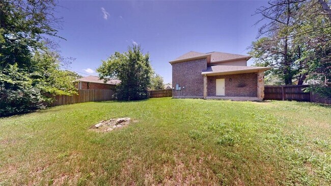 Building Photo - 1221 Neal Pickett Dr