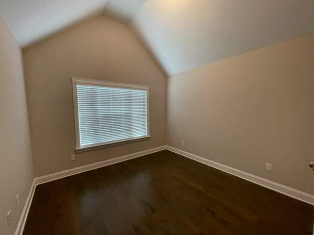 Building Photo - 2124 Kinsale Ave