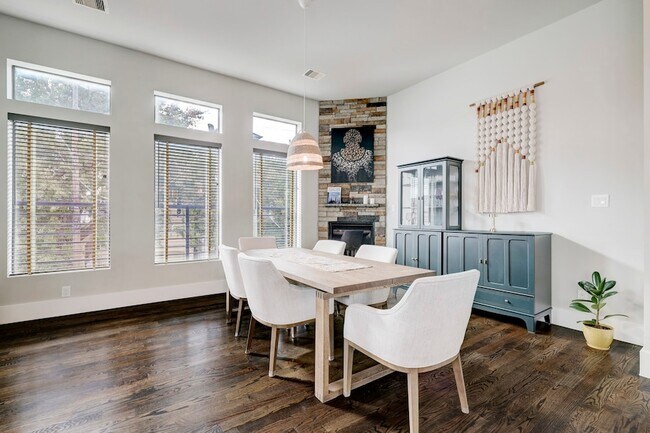 Building Photo - 5622 Kiam St