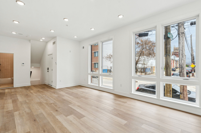 Building Photo - Brand New Apartments in Fishtown