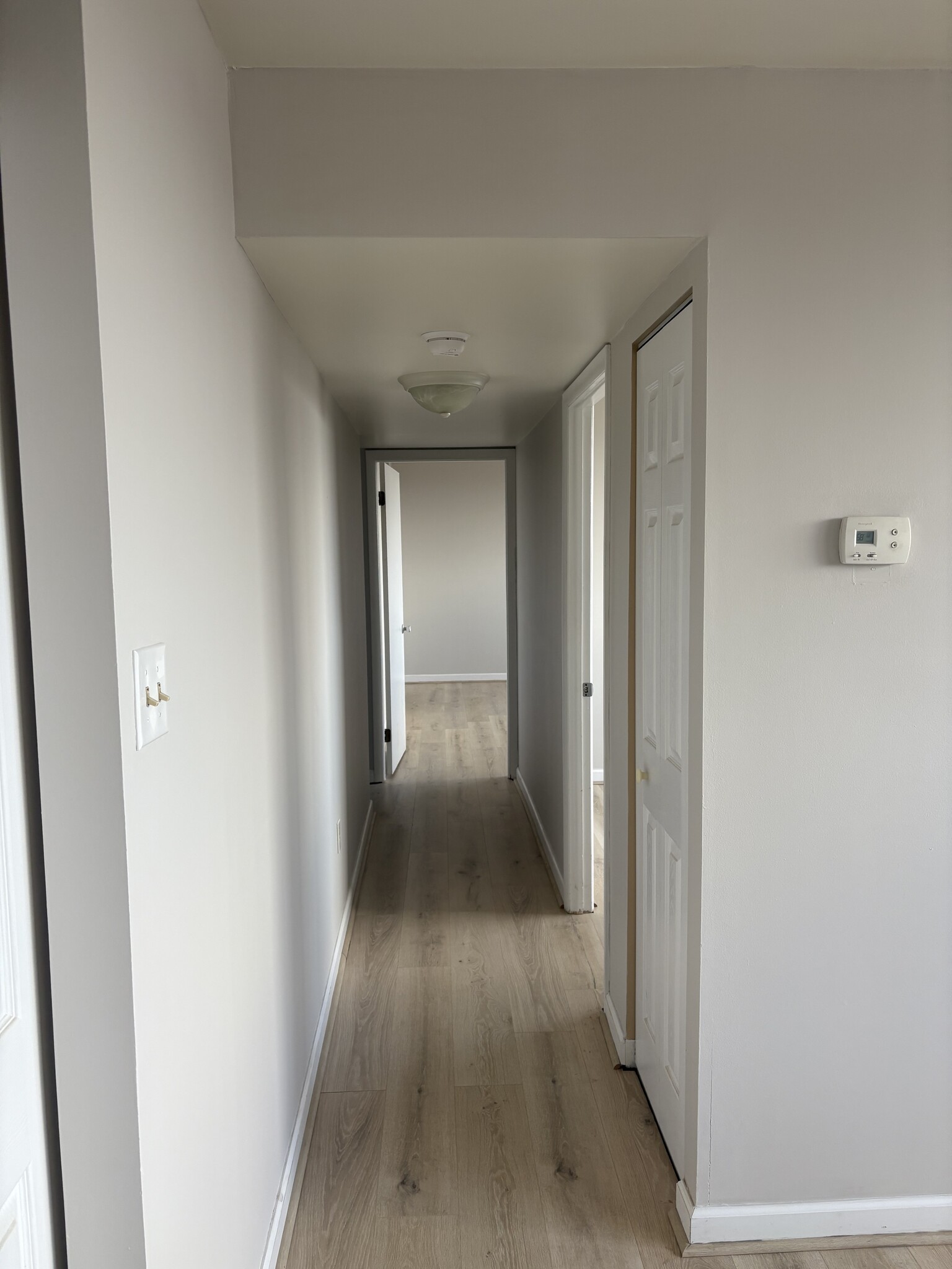 Connecting Hallway - 220 Linden St