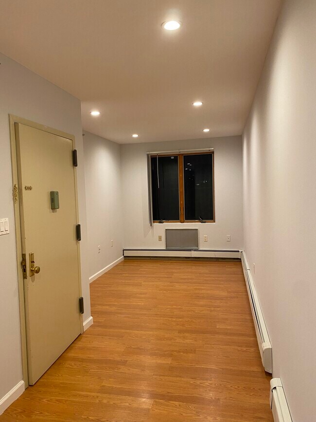 Building Photo - 3059 38th St