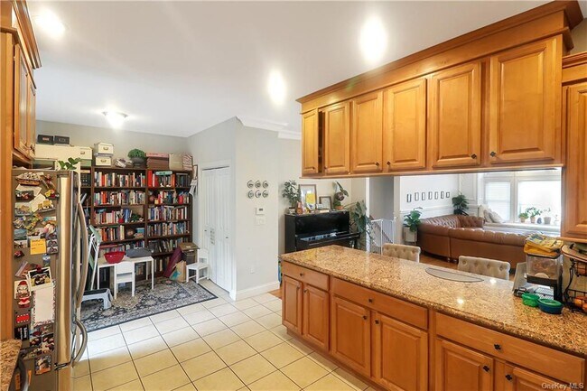 Building Photo - 29 Arbor Glen