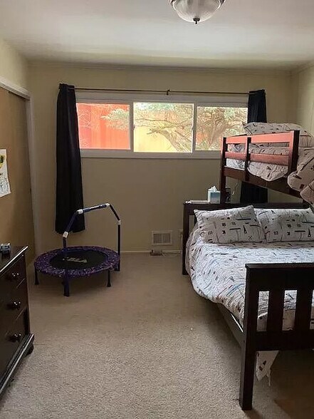 Building Photo - 1431 Woodland Ave