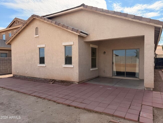 Building Photo - 2517 S 116th Ave