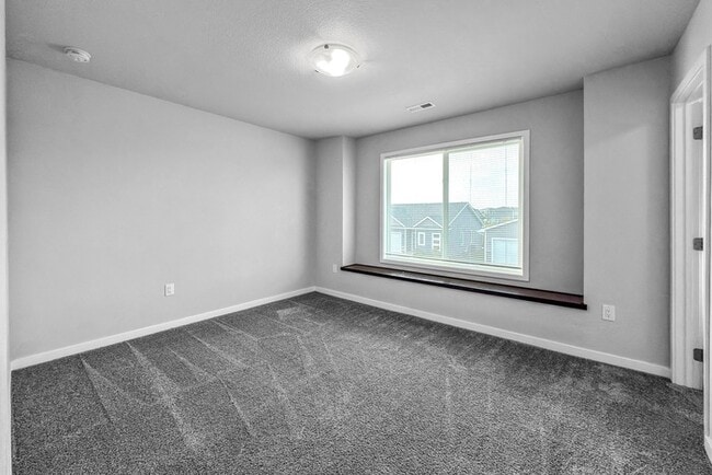Building Photo - 15135 Bellflower Ln