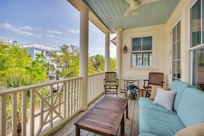 Building Photo - 17 Sea Oats Ln