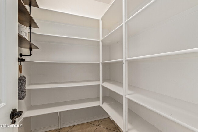 Building Photo - 9372 W Louise Dr