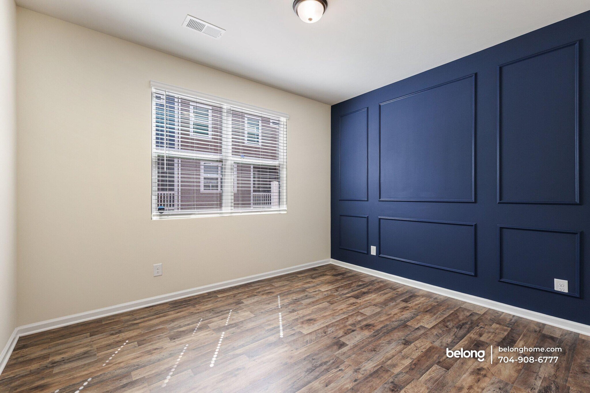 Building Photo - 416 Burr St