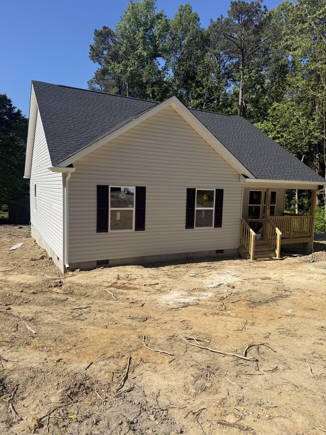 Building Photo - 12094 Norway Rd