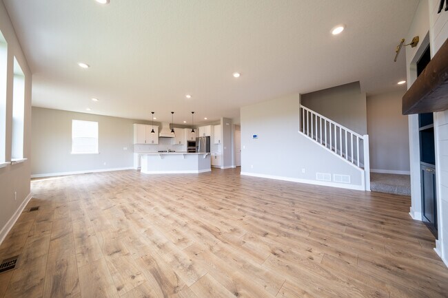 Building Photo - 10704 Bent Pne Ln