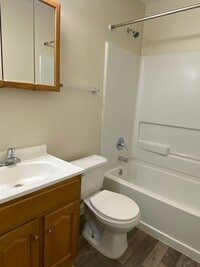 Building Photo - 3434 SW Brendan Ave