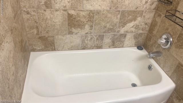 Building Photo - 3200 S Hills Ave