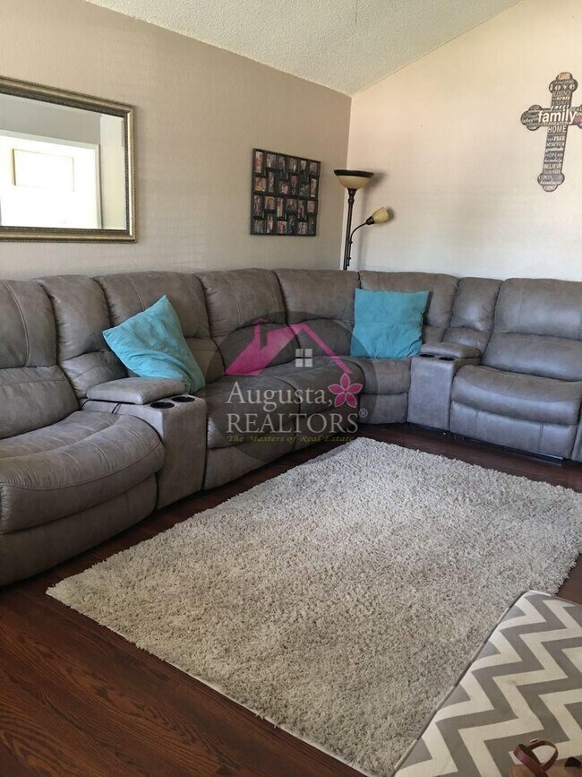 Building Photo - Gorgeous 3 bedroom home in Wylie district!