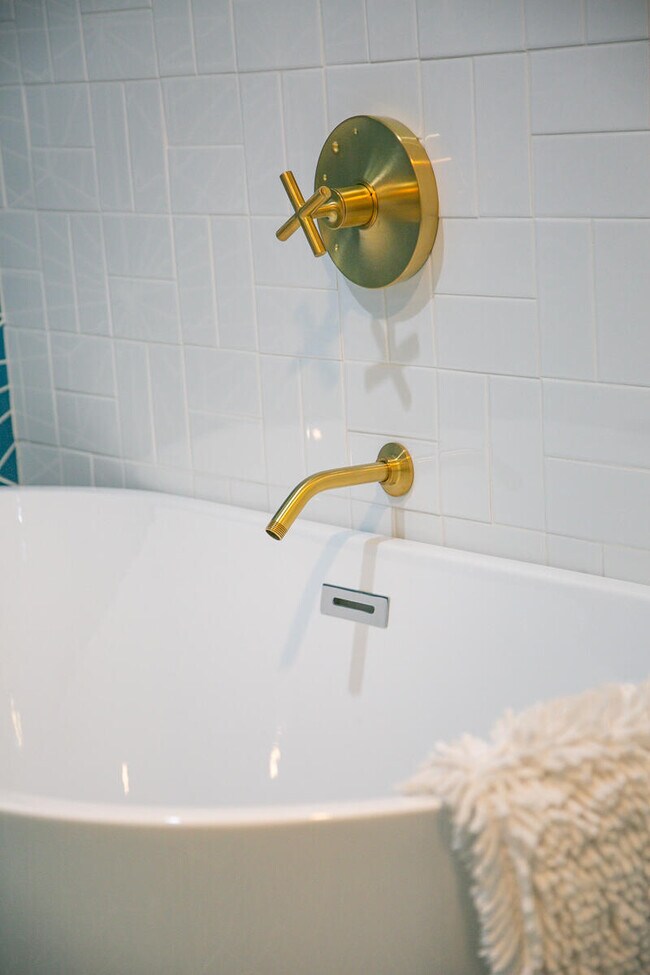 Building Photo - 72827 Bursera Way