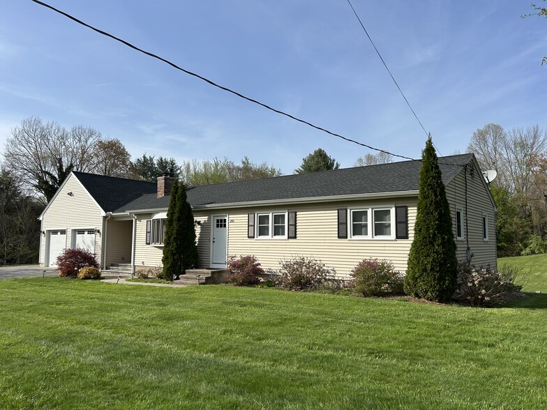 Building Photo - 281 Abbe Rd