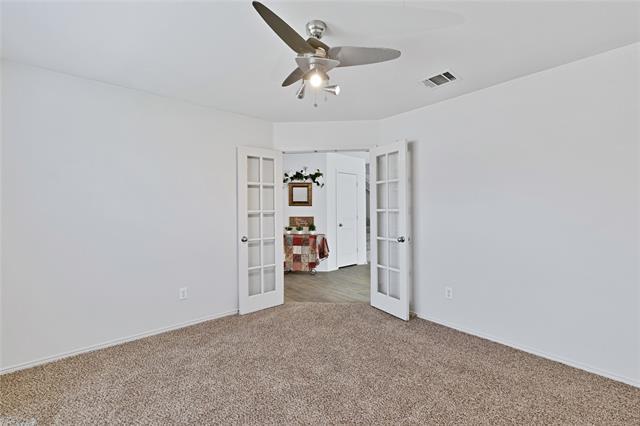 Building Photo - 520 Del Mar Dr