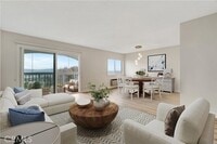 Building Photo - 4004 Calle Sonora Oeste
