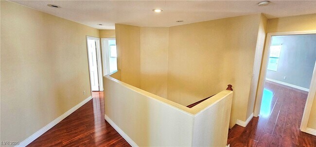 Building Photo - 5876 Capsicum Ct