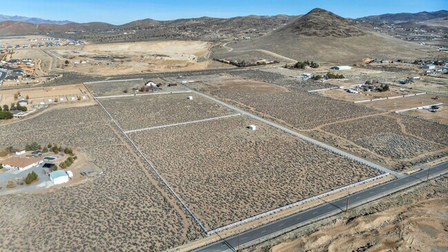 Building Photo - Country Living Single Story Home in Spanish Springs