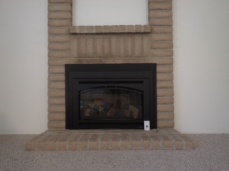 Building Photo - 1662 Stanmore Dr
