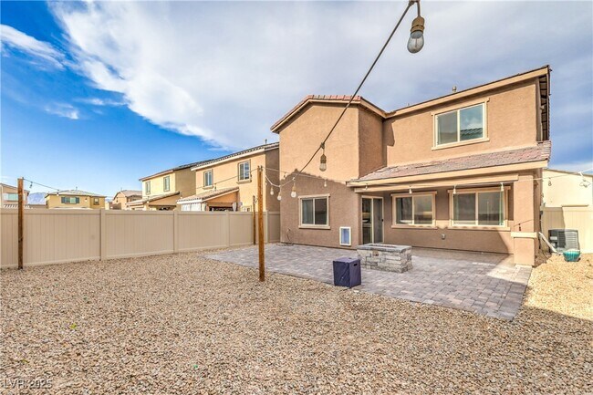 Building Photo - 4223 Wind Mesa Dr