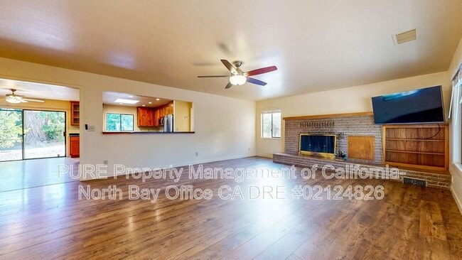 Building Photo - 4939 Dry Creek Rd