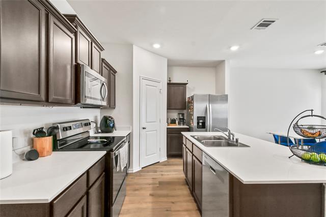 Building Photo - 755 Amelia Ct