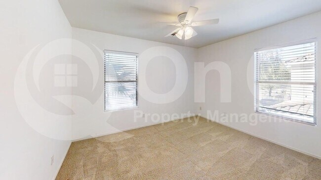 Building Photo - 2604 S Southwind Dr
