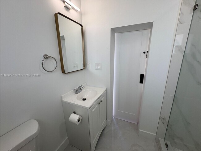 Building Photo - 29904 SW 148th Ave