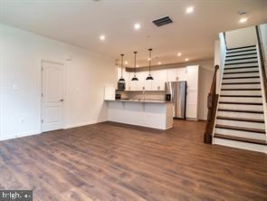 Building Photo - 10015 -A American Pharoah Ln